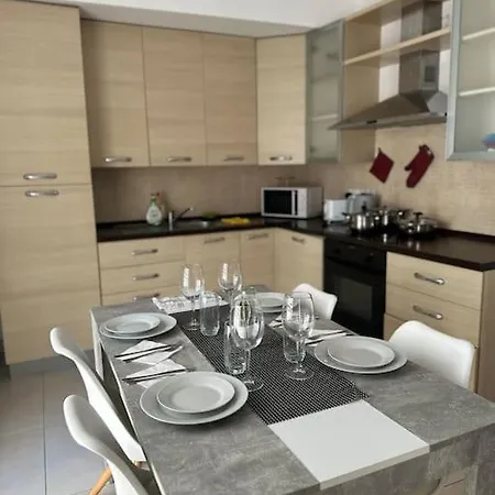 Unique 2 Bedroom In St Julians * Saint Julian's