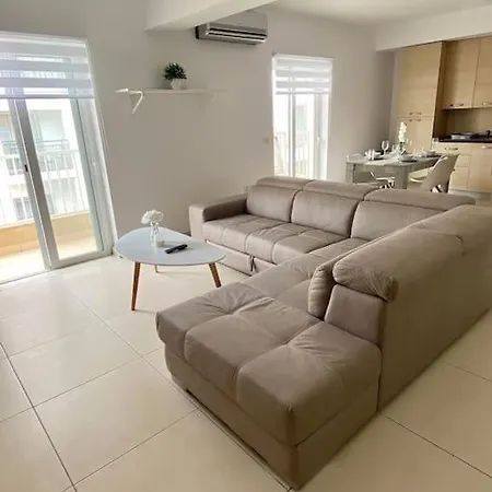 Apartment Unique 2 Bedroom In St Julians Saint Julian's